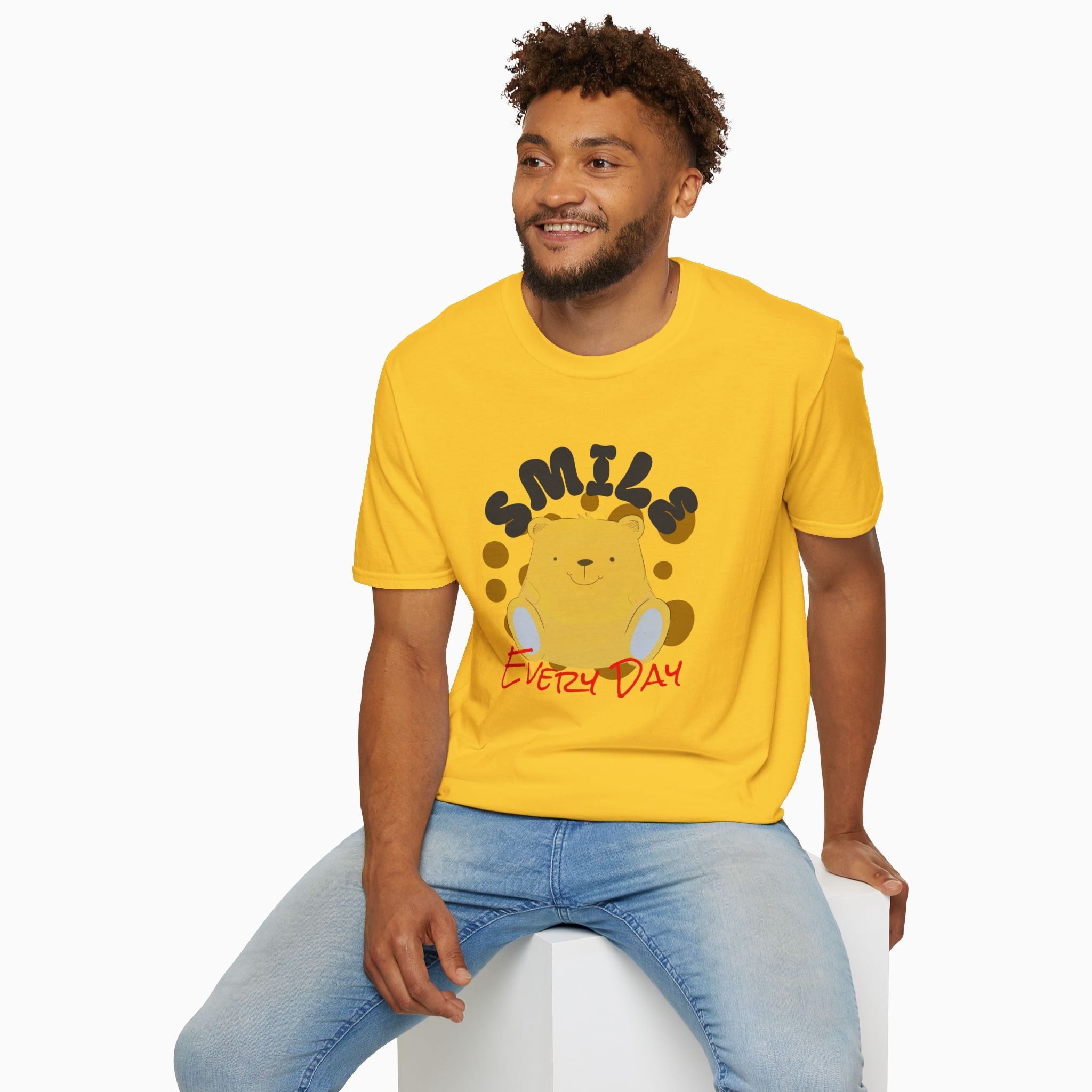 Smile Everyday Slogan With Teddy Bear Unisex T-Shirt