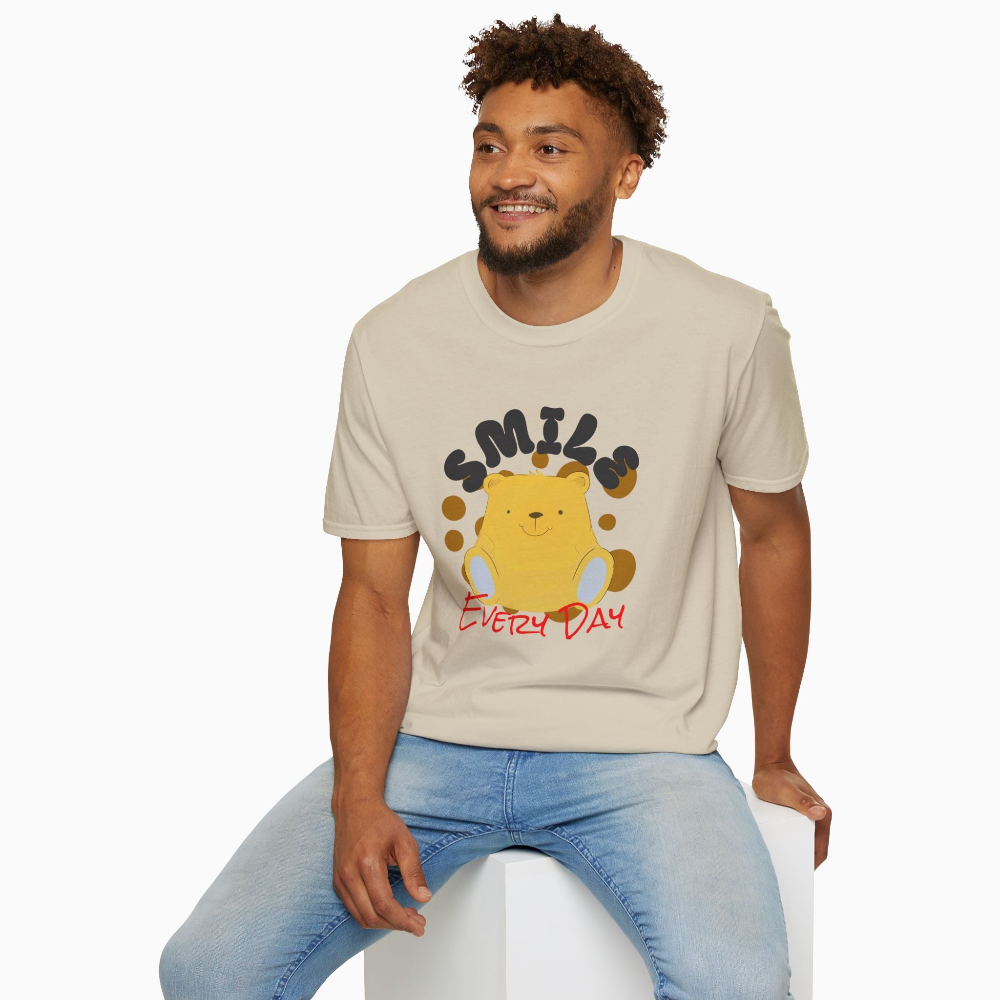 Smile Everyday Slogan With Teddy Bear Unisex T-Shirt