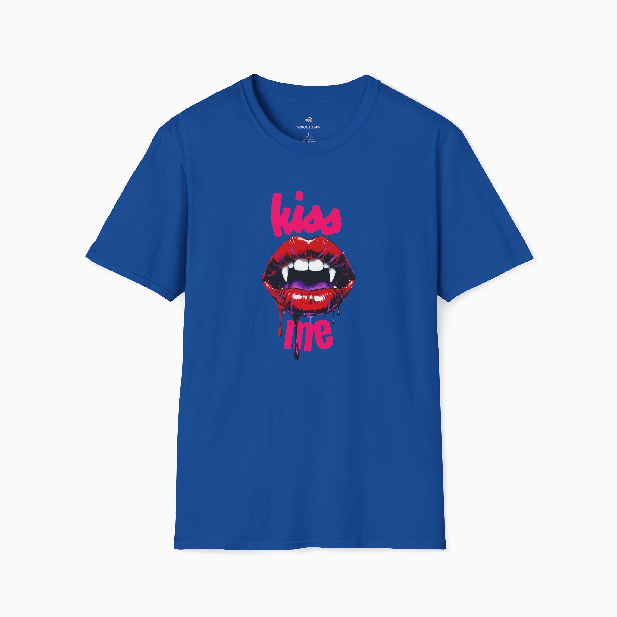 Kiss Me Vampire Unisex T-Shirt