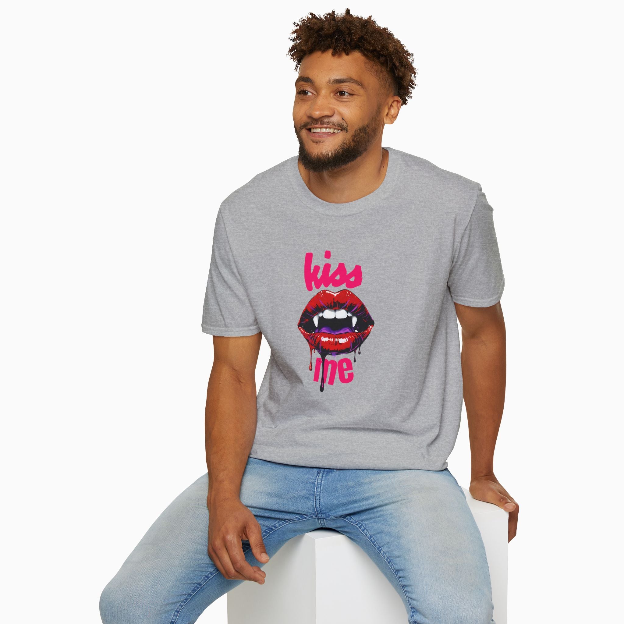 Kiss Me Vampire Unisex T-Shirt